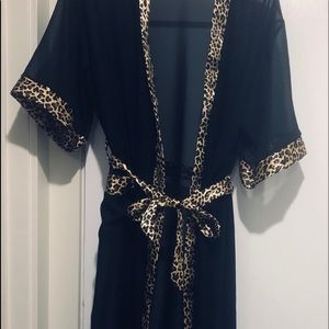 NEW Sexy Robe Sheer Black Leopard Print Size Large